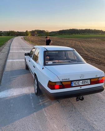 Mercedes-Benz Klasa E cena 11500 przebieg: 348920, rok produkcji 1988 z Olecko małe 497